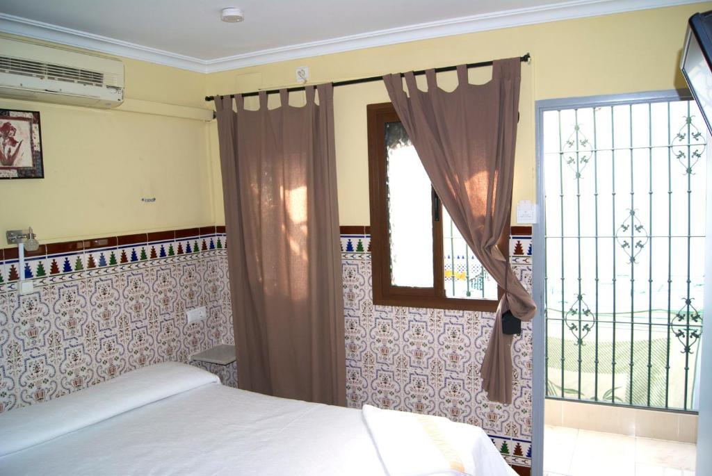 Hostal Florida Sevilla Exterior foto